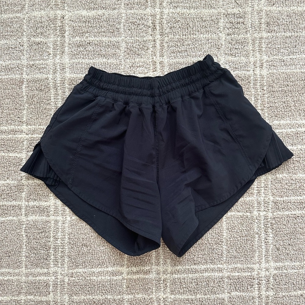 Lululemon LR 4” Black Athletic Shorts
